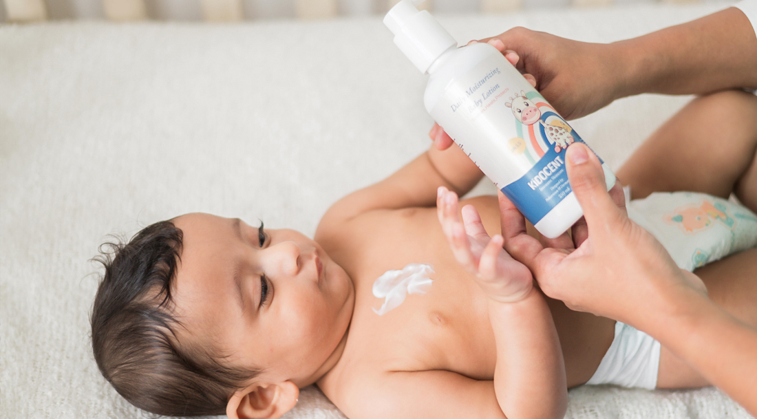 Why Daily Moisturizing is Crucial for Your Baby’s Skin